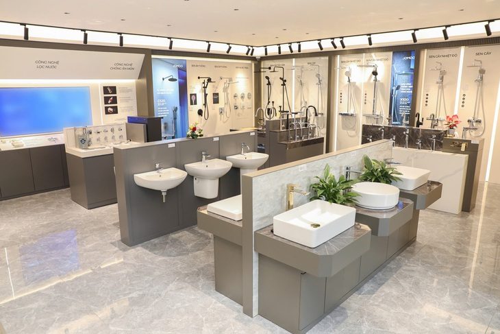 Không gian trưng bày rộng rãi, khách hàng thoải mái tham quan và trải nghiệm.