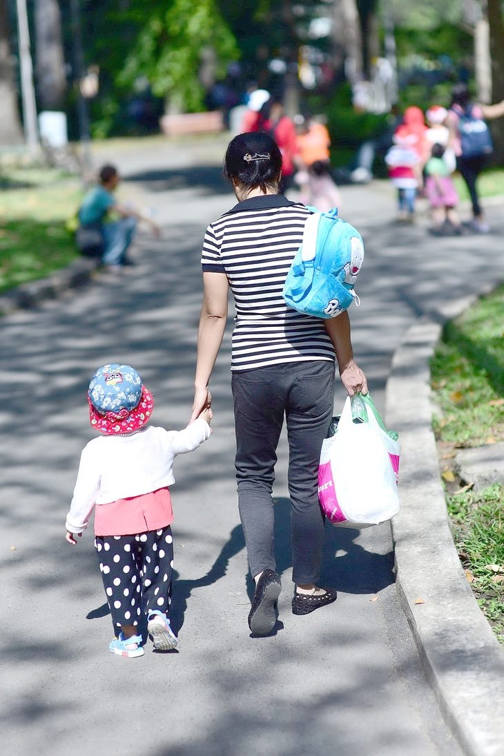 Cha mẹ ly hôn, ai nuôi con? - Ảnh 1. Con trẻ luôn cần tình yêu thương của cha mẹ