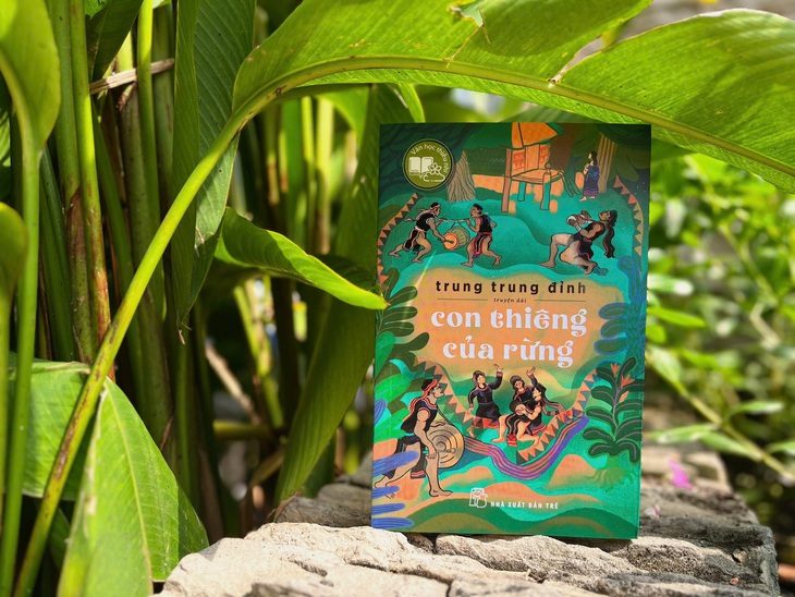 Con thiêng của rừng, ngọn lửa không tắt giữ núi rừng Tây Nguyên - Ảnh 1. Con thiêng của rừng, ngọn lửa không tắt giữ núi rừng Tây Nguyên - Ảnh 1.