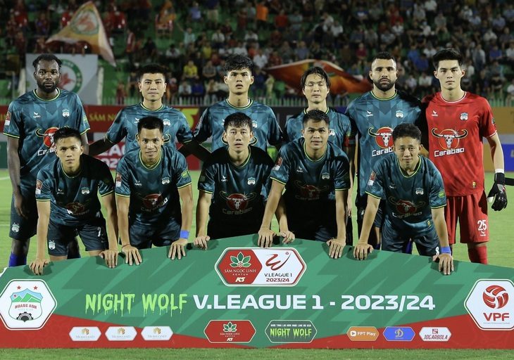 dzilah-hoang-anh-gia-lai-1729918984224715033473 Công an mời cựu ngoại binh Hoàng Anh Gia Lai làm việc thêm một lần nữa - Ảnh 1.