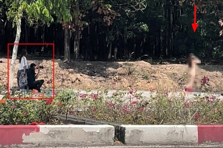 Chụp ảnh khỏa thân trên đường, phạt người chụp hay phạt người mẫu? - Ảnh 1. Chụp ảnh khỏa thân trên đường, phạt người chụp hay phạt người mẫu? - Ảnh 2.