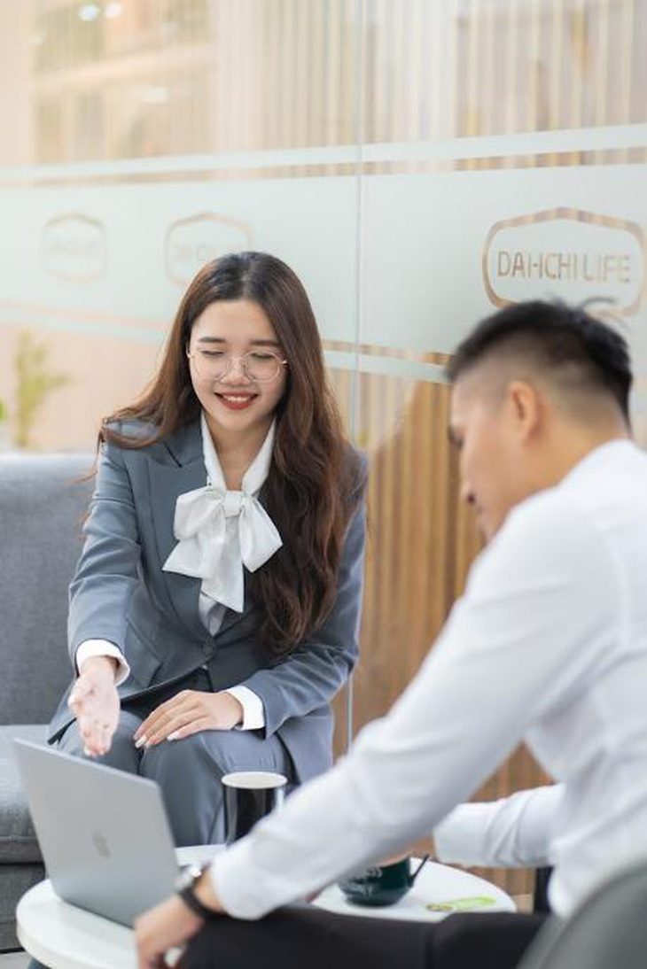 Với chiến lược "chiêu hiền, đãi sĩ", Dai-ichi Life Việt Nam cho biết đang nỗ lực thực hiện mục tiêu chuẩn hóa đội ngũ tư vấn tài chính, song hành đẩy mạnh tuyển dụng