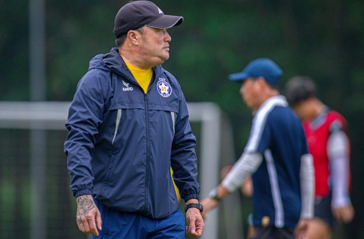 truong-viet-hoang-1733104655372987070138 CLB Đà Nẵng thay cả HLV trưởng và giám đốc kỹ thuật Trương Việt Hoàng? - Ảnh 1.