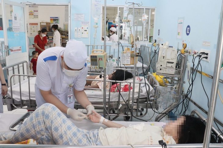 Dù chưa vào giai đoạn cao điểm dịch bệnh sốt xuất huyết nhưng các bệnh viện TP.HCM vẫn ghi nhận các ca bệnh - Ảnh: X.MAI Dù chưa vào giai đoạn cao điểm dịch bệnh sốt xuất huyết nhưng các bệnh viện TP.HCM vẫn ghi nhận các ca bệnh - Ảnh: X.MAI