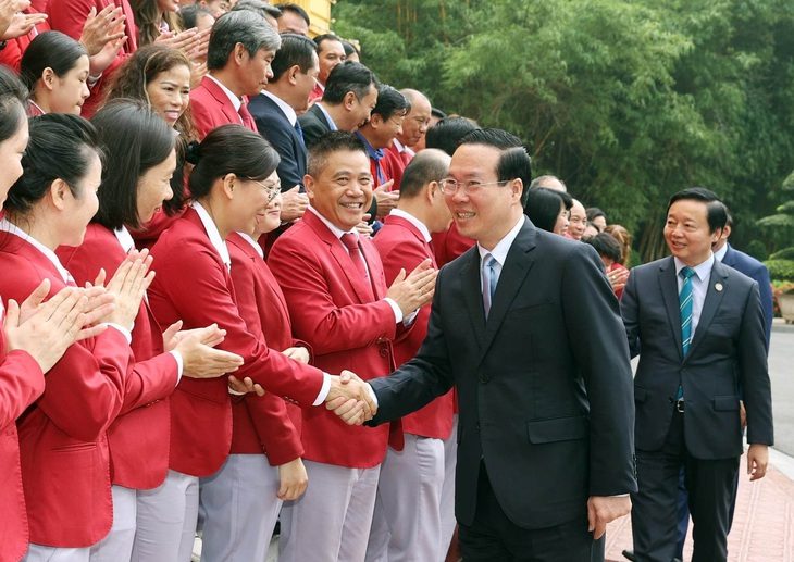 Chủ tịch nước Võ Văn Thưởng gặp mặt đoàn thể thao Việt Nam giành thành tích tại SEA Games 32 - Ảnh 1. Chủ tịch nước Võ Văn Thưởng gặp mặt đoàn thể thao Việt Nam giành thành tích tại SEA Games 32 - Ảnh 1.