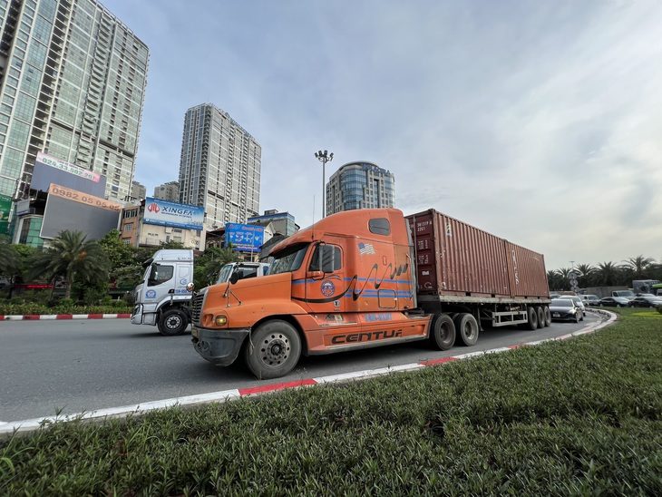 Đề nghị giãn chu kỳ kiểm định với xe kinh doanh vận tải - Ảnh 1. Đề nghị giãn chu kỳ kiểm định với xe kinh doanh vận tải - Ảnh 1.